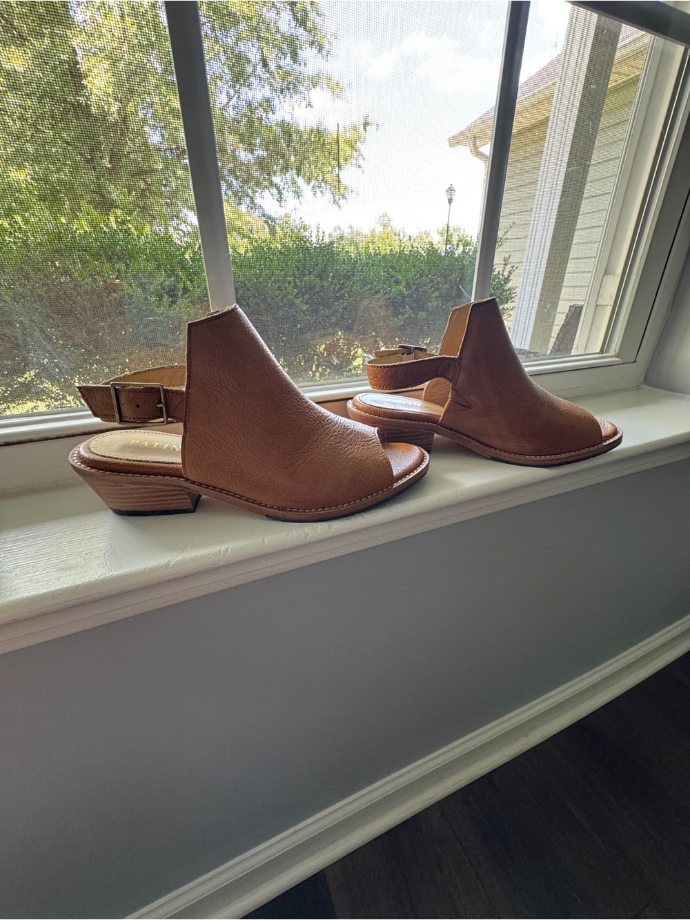 Classic Tan Leather Open-Toe Slingback - Picture 13 of 16